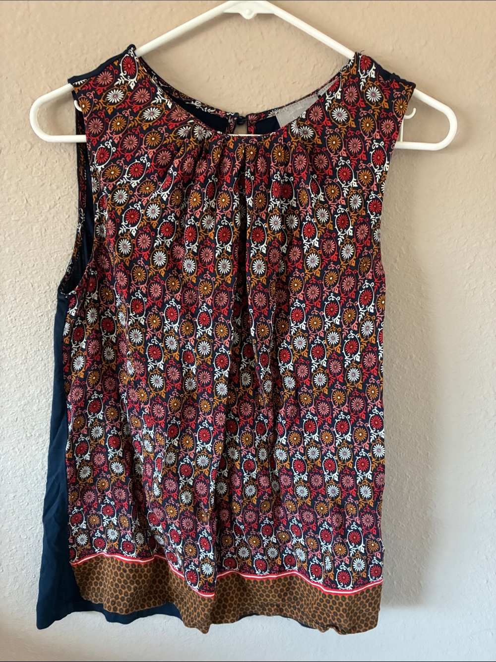 Anthropologie Red, Black, Gold Floral-Print Sleeveless Top
